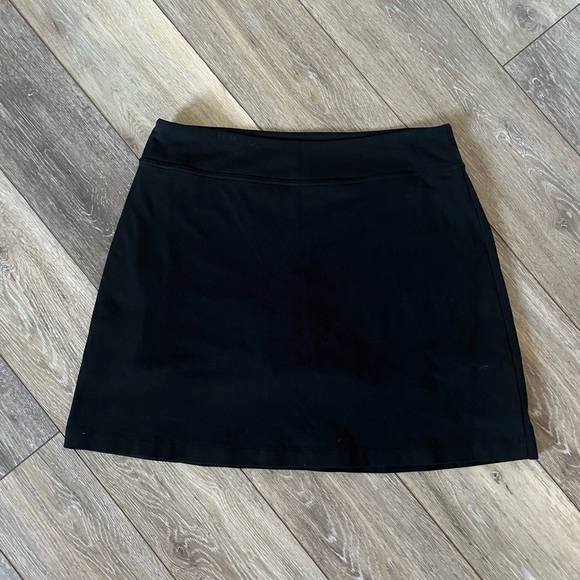 Athleta Pants - Athleta Women’s Skort Size Medium